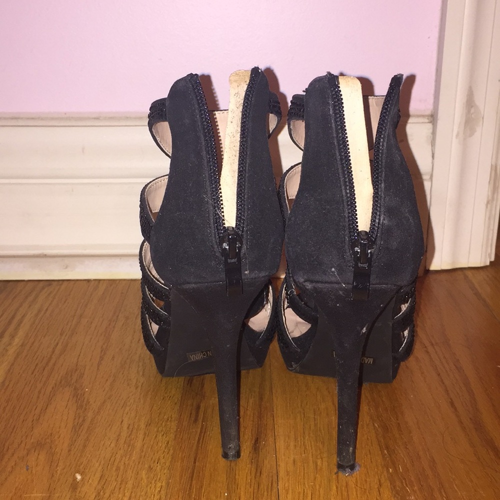 heels - Picture 3 of 3